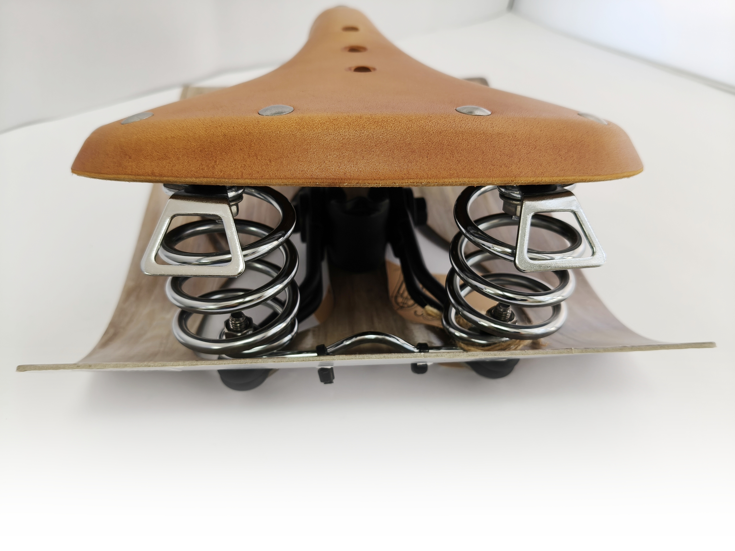 Sillin vintage marca Origin by M-wave cuero genuino - Imagen 6