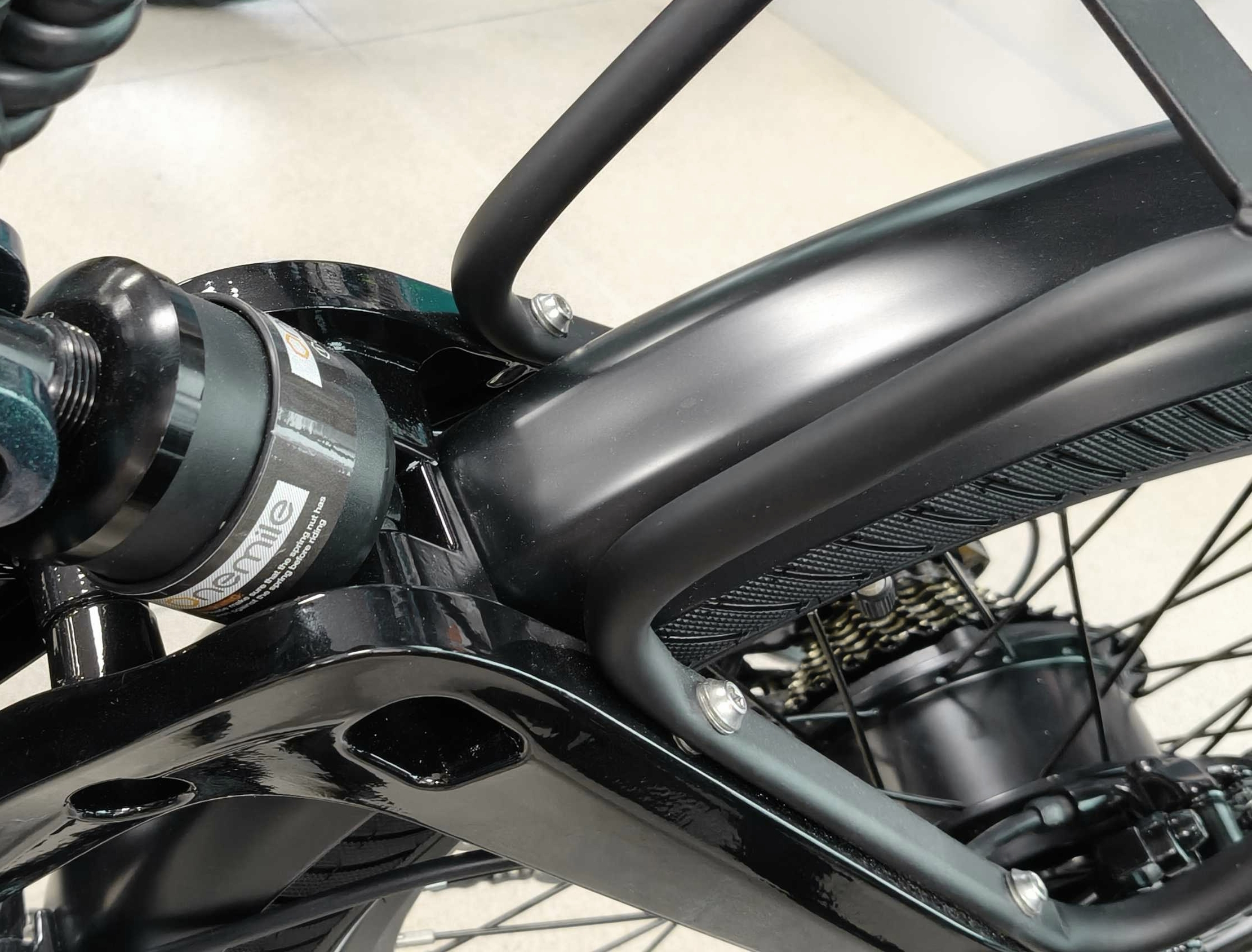 Bicicleta eléctrica plegable ONEMILE – modelo Nomad - color verde - 55 Nm / 500 Wh - Imagen 4